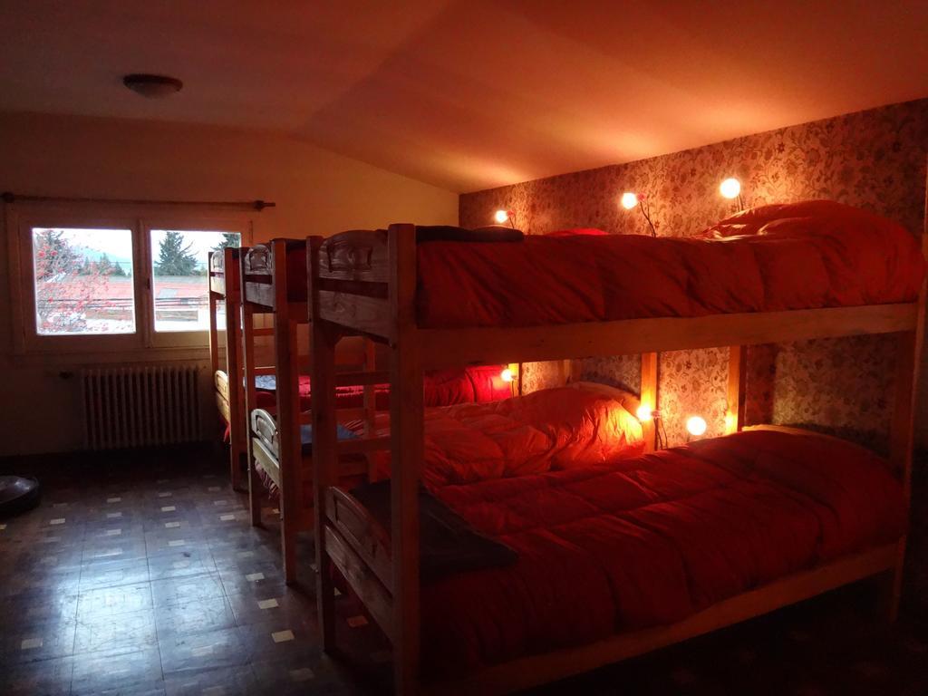 Sofi'S Hostel San Carlos de Bariloche Room photo